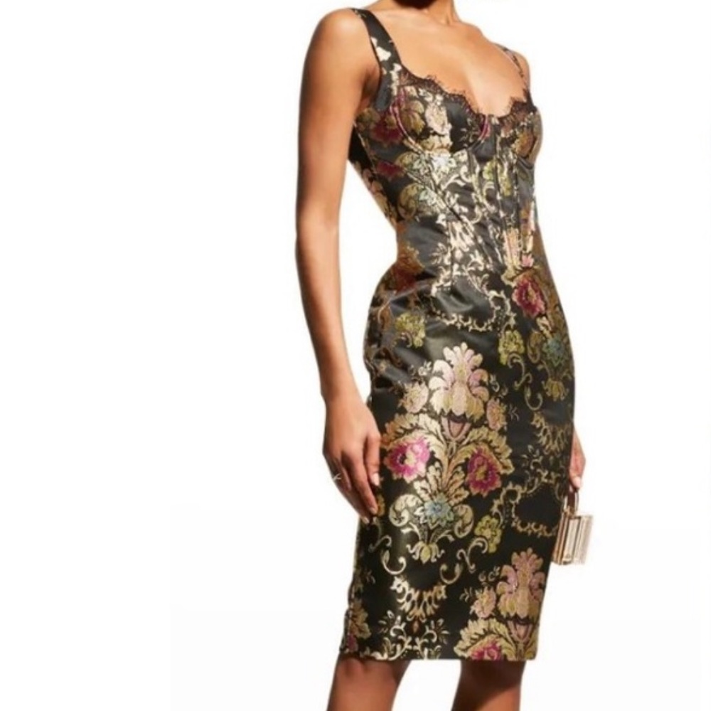 Lavish Alice Baroque Lace-Trim
Corset Midi Dress Size 4